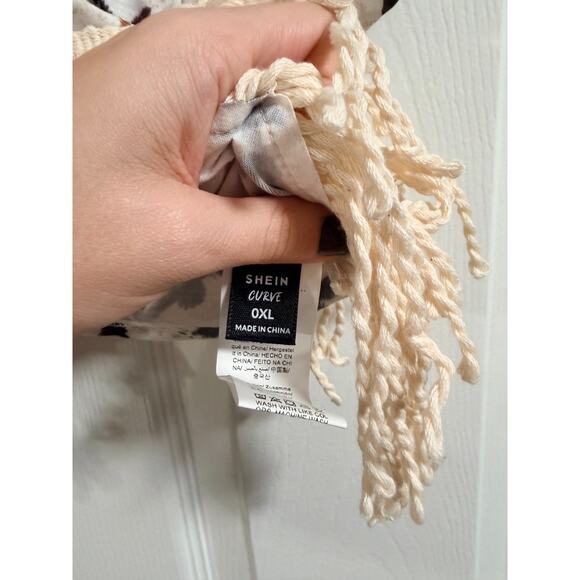 Aztec Print Fringe Crop Top Women's -Boho, Western, Casual - Size 0XL - Picture 5 of 5